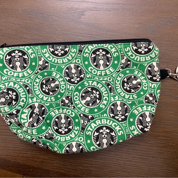 Starbucks reusable snack bag or cosmetic bag. Ul lining with zipper - Picture 2 of 4